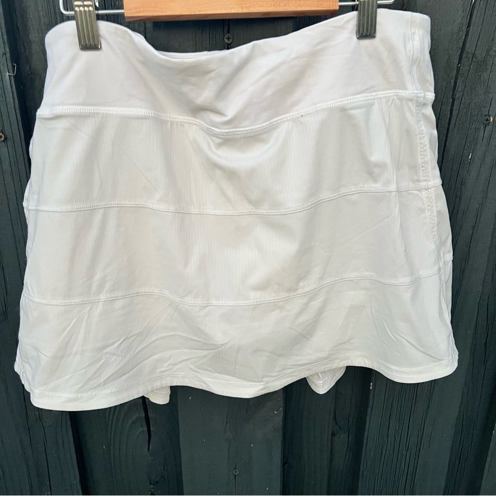 Lululemon Pace Rival Mid-Rise
Skirt *Long EUC, size 12 - Picture 2 of 6